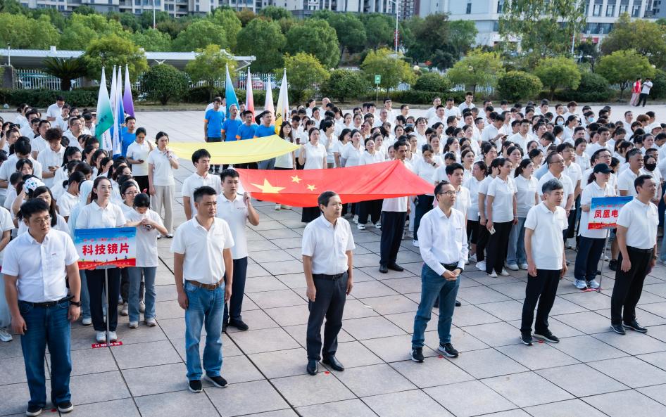 1.運(yùn)動(dòng)會(huì)閉幕式 (2)(1)(1).jpg